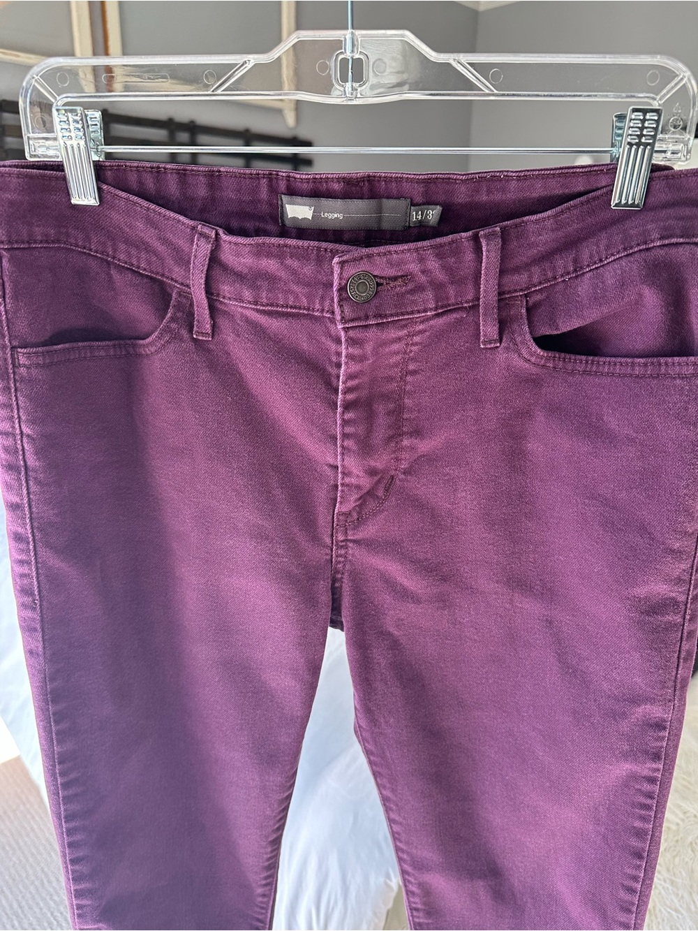 Levi's Women's Jeans/Leggings plum, size 14 - Picture 5 of 12